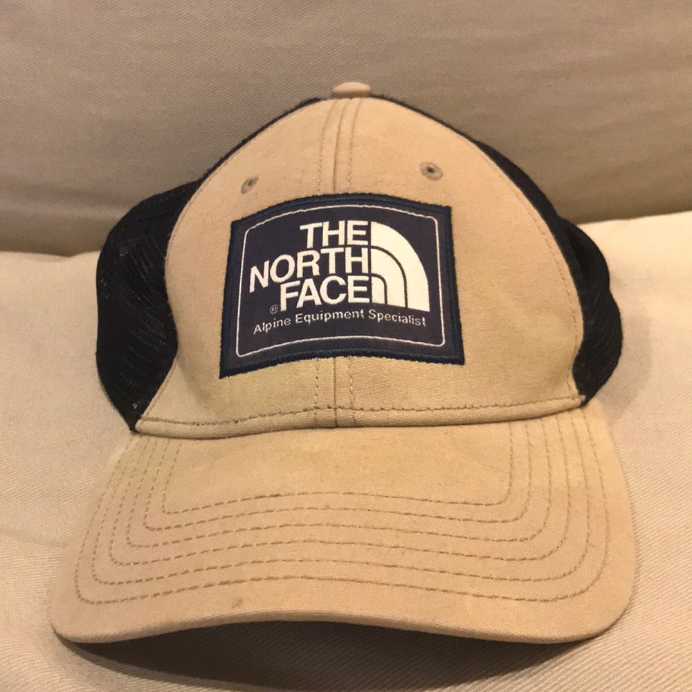 Men’s North Face Hat